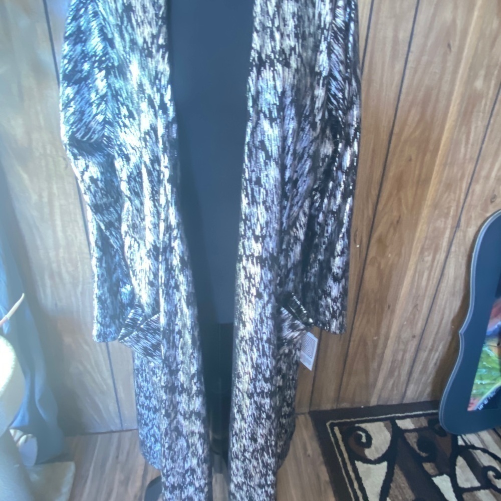 NWT Black and silver shimmer Duster Kimino
